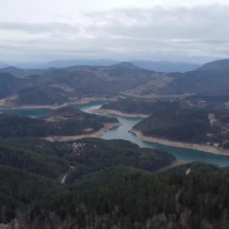 Vikendica Tarska Car * Mitrovac