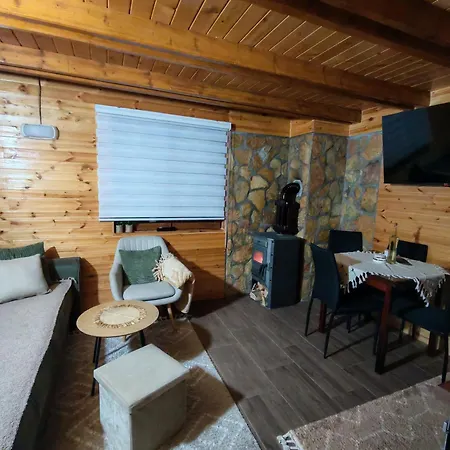 بيت للعطل Vikendica Tarska Car *