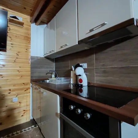 Vikendica Tarska Car ميترفاتس