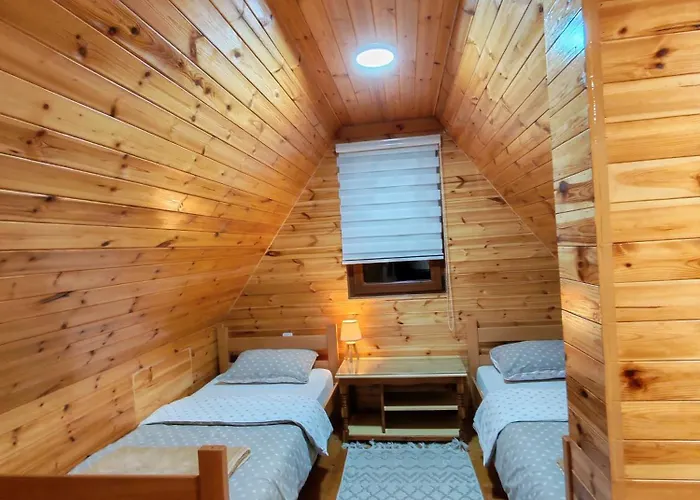 Vikendica Tarska Car *